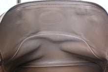 Load image into Gallery viewer, HERMES/BOLIDE 31 Clemence leather Etoupe gray □K Engraving Hand bag 700060018