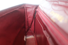 Load image into Gallery viewer, CHANEL Paris Limited Matelasse double flap chain shoulder bag Lambskin Black/Gold hadware Shoulder bag 700120118