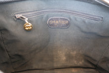 将图片加载到图库查看器,CHANEL/香奈儿 三C 链托特包 荔枝皮 Black/Gold hadware(黑色/金色金属) 托特包 800070043