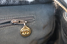 将图片加载到图库查看器,CHANEL/香奈儿 三C 链托特包 荔枝皮 Black/Gold hadware(黑色/金色金属) 托特包 800070043