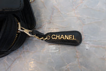 将图片加载到图库查看器,CHANEL/香奈儿 三C 链托特包 荔枝皮 Black/Gold hadware(黑色/金色金属) 托特包 800070043