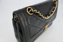 將圖片載入圖庫檢視器 CHANEL/シャネル パリ限定ミニマトラッセダブルフラップチェーンショルダーバッグ ラムスキン ブラック/ゴールド金具 ショルダーバッグ 800090178