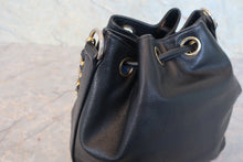 画像をギャラリービューアに読み込む, CHANEL/シャネル ココマーク巾着チェーンショルダーバッグ キャビアスキン ブラック/ゴールド金具 ショルダーバッグ 800020271