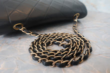 Load image into Gallery viewer, CHANEL Diana matelasse chain shoulder bag Lambskin Black/Gold hadware Shoulder bag 700120113