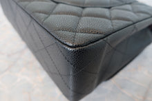 画像をギャラリービューアに読み込む, CHANEL/シャネル 中マトラッセWフラップWチェーンショルダーバッグ キャビアスキン ブラック/ゴールド金具 ショルダーバッグ 800010103