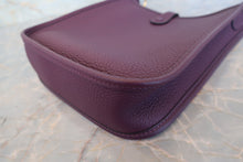 Load image into Gallery viewer, HERMES EVELYNE TPM Clemence leather Cuivre U Engraving Shoulder bag 700070168