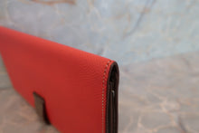 Load image into Gallery viewer, HERMES  Bearn Soufflet Epsom leather Rose jaipur/Etoupe gray □P Engraving Wallet 700040093
