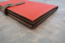 Load image into Gallery viewer, HERMES  Bearn Soufflet Epsom leather Rose jaipur/Etoupe gray □P Engraving Wallet 700040093