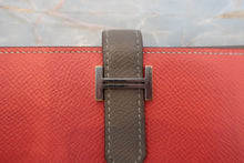Load image into Gallery viewer, HERMES  Bearn Soufflet Epsom leather Rose jaipur/Etoupe gray □P Engraving Wallet 700040093