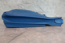 Load image into Gallery viewer, HERMES EVELYNE 3PM Clemence leather Mykonos □O Engraving Shoulder bag 800050154