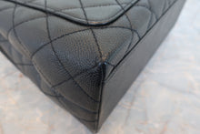 画像をギャラリービューアに読み込む, CHANEL/シャネル マトラッセ台形ハンドバッグ キャビアスキン ブラック/ゴールド金具 ハンドバッグ 800020270