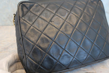 Load image into Gallery viewer, CHANEL Matelasse fringe chain shoulder bag Lambskin Black/Gold hadware Shoulder bag 800080131