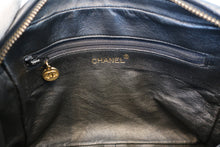Load image into Gallery viewer, CHANEL Matelasse fringe chain shoulder bag Lambskin Black/Gold hadware Shoulder bag 800080131