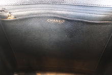 画像をギャラリービューアに読み込む, CHANEL/シャネル マトラッセ台形ハンドバッグ キャビアスキン ブラック/ゴールド金具 ハンドバッグ 800020270