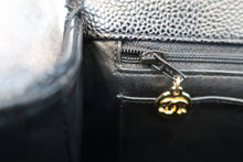画像をギャラリービューアに読み込む, CHANEL/シャネル マトラッセ台形ハンドバッグ キャビアスキン ブラック/ゴールド金具 ハンドバッグ 800020270