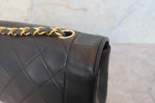Load image into Gallery viewer, CHANEL Diana matelasse chain shoulder bag Lambskin Black/Gold hadware Shoulder bag 700120110