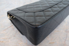 画像をギャラリービューアに読み込む, CHANEL/シャネル 中マトラッセWフラップチェーンショルダーバッグ キャビアスキン ブラック/ゴールド金具 ショルダーバッグ 700110032