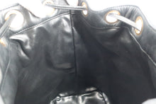 將圖片載入圖庫檢視器 CHANEL/シャネル 巾着チェーンショルダーバッグ ラムスキン ブラック/ゴールド金具 ショルダーバッグ 800080190