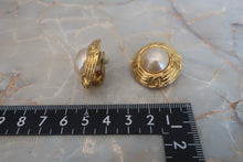 將圖片載入圖庫檢視器 CHANEL/シャネル パールイヤリング 金メッキ ゴールド イヤリング 500060113