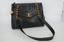 Load image into Gallery viewer, CHANEL CC mark Chain shoulder bag Caviar skin Black/Gold hardware Shoulder bag 800100066
