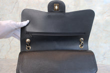 画像をギャラリービューアに読み込む, CHANEL/シャネル 中マトラッセWフラップチェーンショルダーバッグ キャビアスキン ブラック/ゴールド金具 ショルダーバッグ 700110032