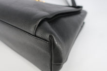 Load image into Gallery viewer, CHANEL CC mark Chain shoulder bag Caviar skin Black/Gold hardware Shoulder bag 800100066