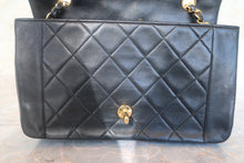 Load image into Gallery viewer, CHANEL Diana matelasse chain shoulder bag Lambskin Black/Gold hadware Shoulder bag 700120110