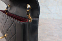 Load image into Gallery viewer, CHANEL Diana matelasse chain shoulder bag Lambskin Black/Gold hadware Shoulder bag 800030022