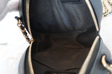 画像をギャラリービューアに読み込む, CHANEL/シャネル ココマークラウンドチェーンショルダーバッグ キャビアスキン ブラック/ゴールド金具 ショルダーバッグ 700110031