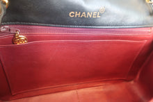 Load image into Gallery viewer, CHANEL Diana matelasse chain shoulder bag Lambskin Black/Gold hadware Shoulder bag 700120110