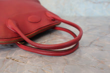 Load image into Gallery viewer, HERMES/BOLIDE 27 Graine Couchevel leather Rouge vif 〇X Engraving Shoulder bag 800010093