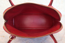 Load image into Gallery viewer, HERMES/BOLIDE 27 Graine Couchevel leather Rouge vif 〇X Engraving Shoulder bag 800010093