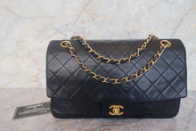 Load image into Gallery viewer, CHANEL Matelasse chain shoulder bag Lambskin Black/Gold hadware Shoulder bag 700120032