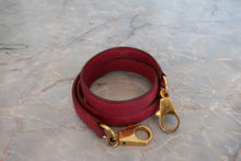 Load image into Gallery viewer, HERMES/BOLIDE 27 Graine Couchevel leather Rouge vif 〇X Engraving Shoulder bag 800010093