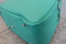 Load image into Gallery viewer, HERMES LINDY 34 Swift leather Lagon □K Engraving Shoulder bag 700060046