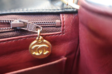 Load image into Gallery viewer, CHANEL Mini Matelasse single flap chain shoulder bag Lambskin Black/Gold hadware Shoulder bag 800030023