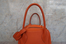 画像をギャラリービューアに読み込む, HERMES/エルメス リンディ34 トリヨンクレマンス オレンジ □L刻印 ショルダーバッグ 700060003
