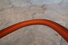 將圖片載入圖庫檢視器 HERMES/エルメス リンディ34 トリヨンクレマンス オレンジ □L刻印 ショルダーバッグ 700060003