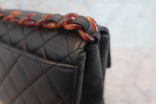 Load image into Gallery viewer, CHANEL Matelasse tortoiseshell chain shoulder bag Lambskin Black Hand bag 700120122