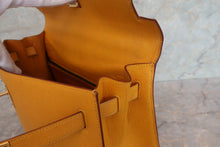 Load image into Gallery viewer, HERMES KELLY 32 Graine Couchevel leather Jaune 〇W Engraving Shoulder bag 700080175
