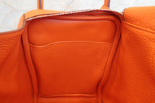 画像をギャラリービューアに読み込む, HERMES/エルメス リンディ34 トリヨンクレマンス オレンジ □L刻印 ショルダーバッグ 700060003