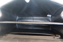 Load image into Gallery viewer, CHANEL Matelasse tortoiseshell chain shoulder bag Lambskin Black Hand bag 700120122