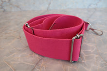 Load image into Gallery viewer, HERMES EVELYNE 3PM Epsom leather Rose tyrien □O Engraving Shoulder bag 700070170