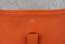 Load image into Gallery viewer, HERMES EVELYNE 3PM Clemence leather Orange □P Engraving Shoulder bag 800080193