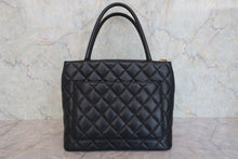 Load image into Gallery viewer, CHANEL Medallion Tote Caviar skin Black/Gold hadware Tote bag 800080025