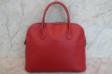 Load image into Gallery viewer, HERMES BOLIDE 35 Epsom leather Rouge garance □K Engraving Shoulder bag 700120108