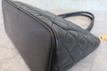 Load image into Gallery viewer, CHANEL Medallion Tote Caviar skin Black/Gold hadware Tote bag 800080025