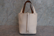 画像をギャラリービューアに読み込む, HERMES/エルメス ピコタンロックエクラMM トリヨンクレマンス/ヴォースイフト ナタ/セサミ Z刻印 ハンドバッグ 800010085