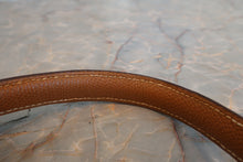 Load image into Gallery viewer, HERMES KELLY 28 Graine Couchevel leather Natural Hand bag 700050287