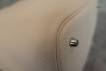 画像をギャラリービューアに読み込む, HERMES/エルメス ピコタンロックエクラMM トリヨンクレマンス/ヴォースイフト ナタ/セサミ Z刻印 ハンドバッグ 800010085